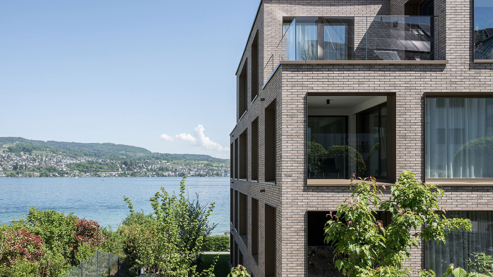 Inizia Oberrieden 05 25 6442 klein